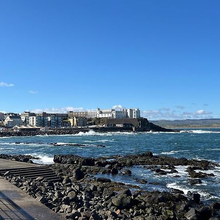 Atlantic Port Retreat Apartment Портстюърт Екстериор снимка