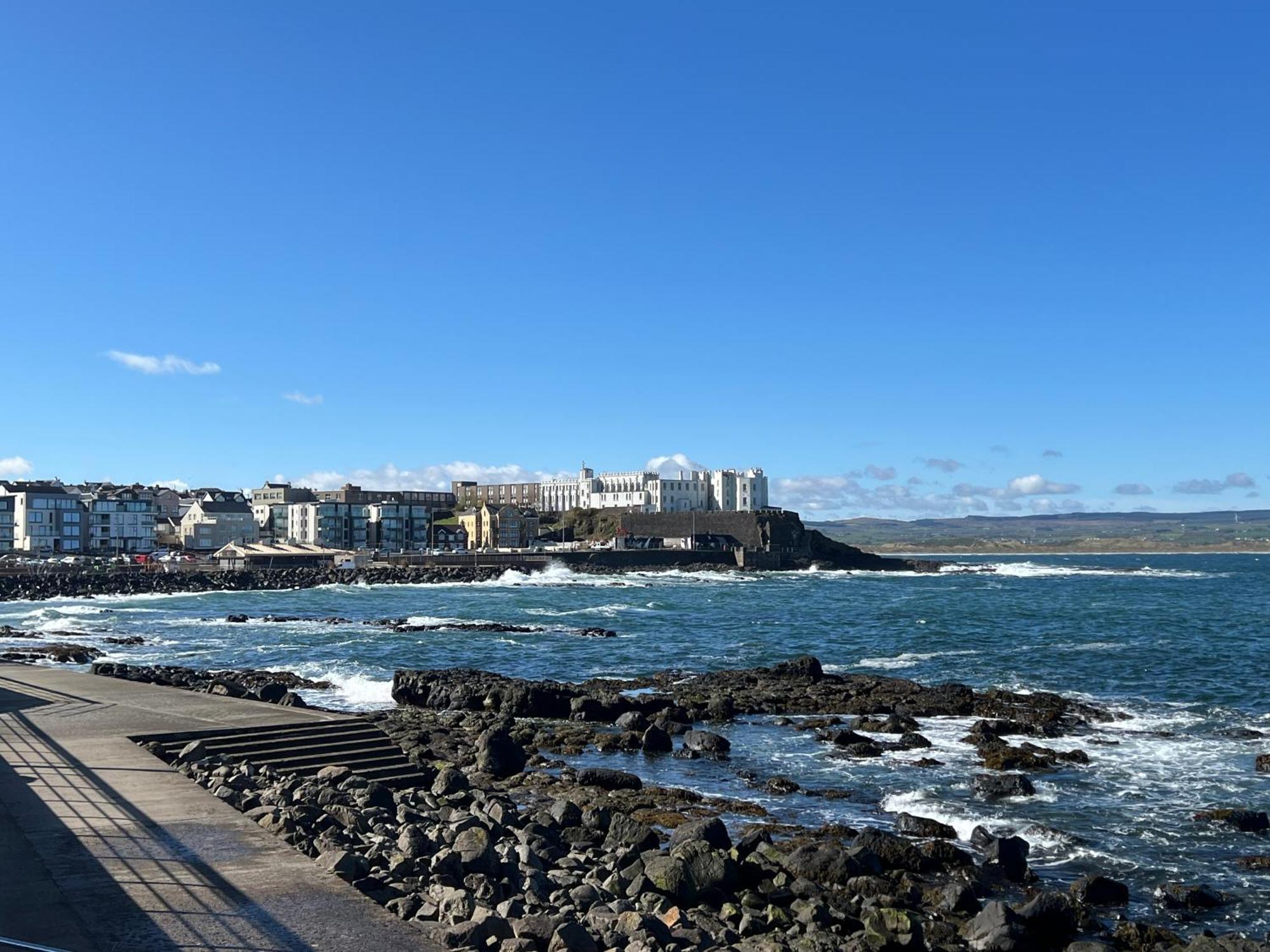 Atlantic Port Retreat Apartment Портстюърт Екстериор снимка